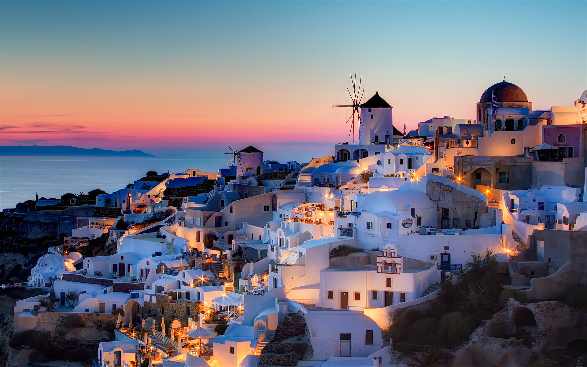 The-amazing-Fira-of-Santorini